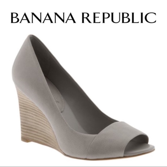 Banana Republic Shoes - Banana Republic Taupe Wedges - NEW